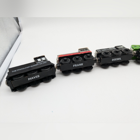 Thomas & Friends Wooden Railway Lot Set Train Daisy Salty Diesel Mavis Frank - Picture 15 of 16